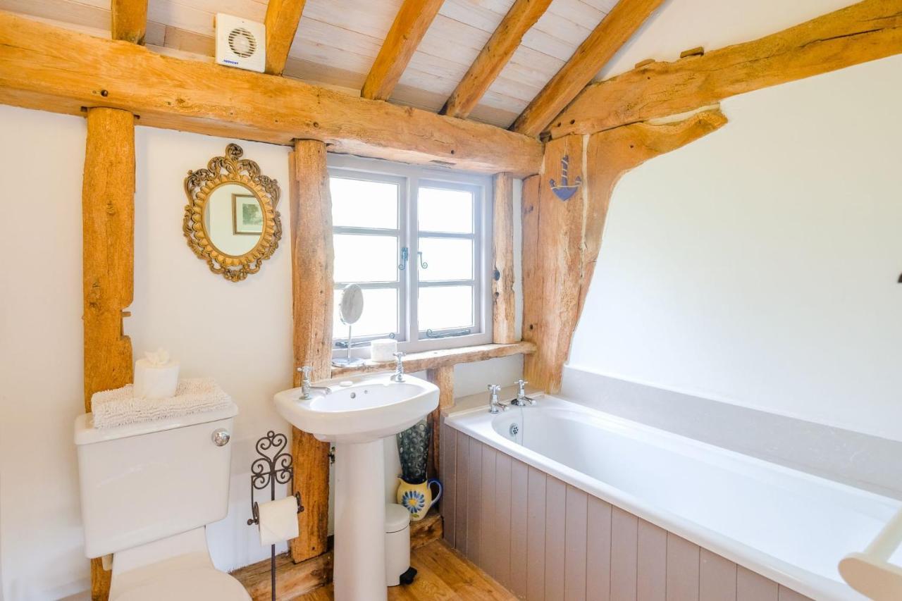 Old Hall Barn - Aldeburgh Coastal Cottages Darsham Bagian luar foto